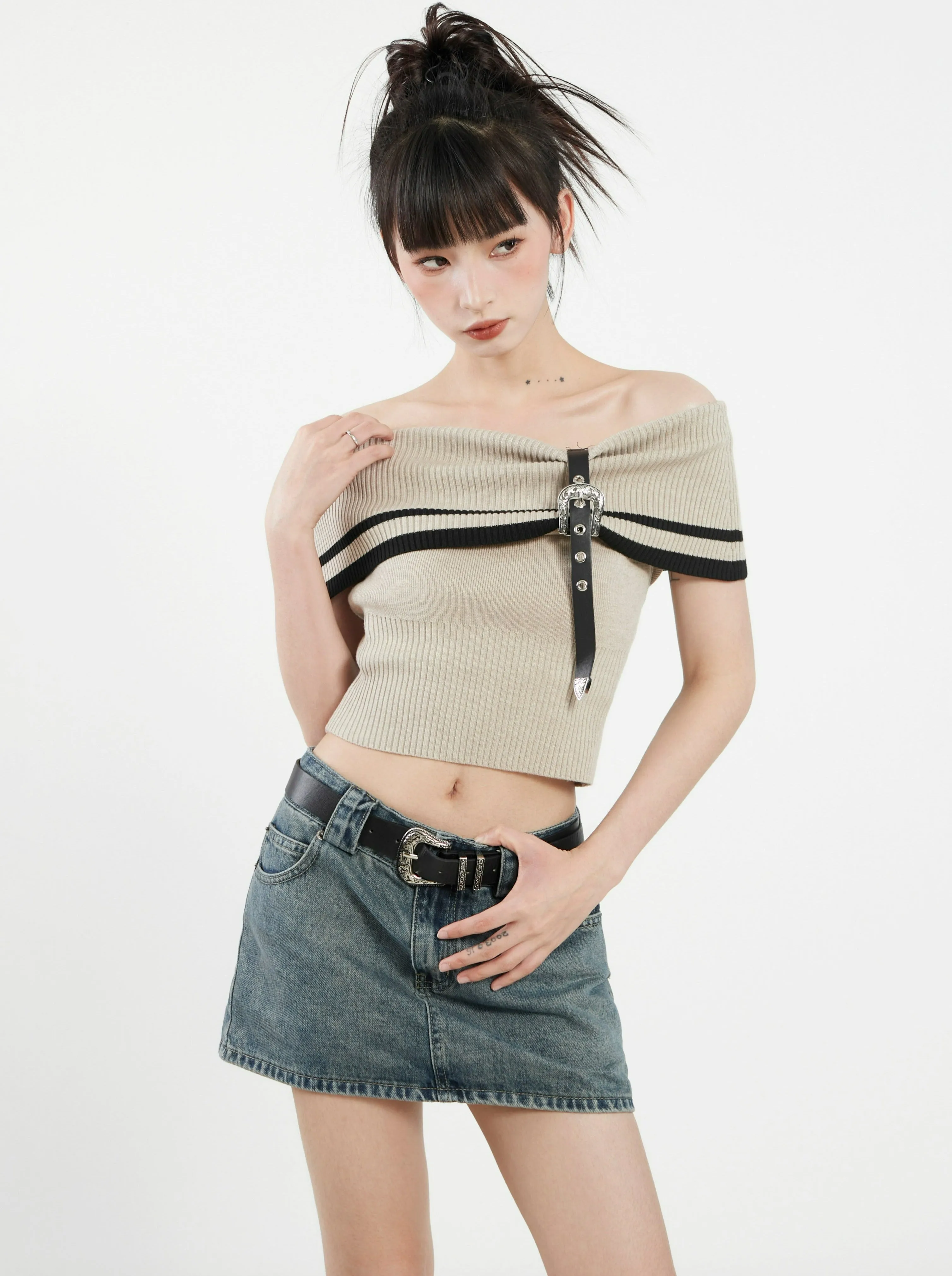 Ribbed Off Shoulder Crop Top