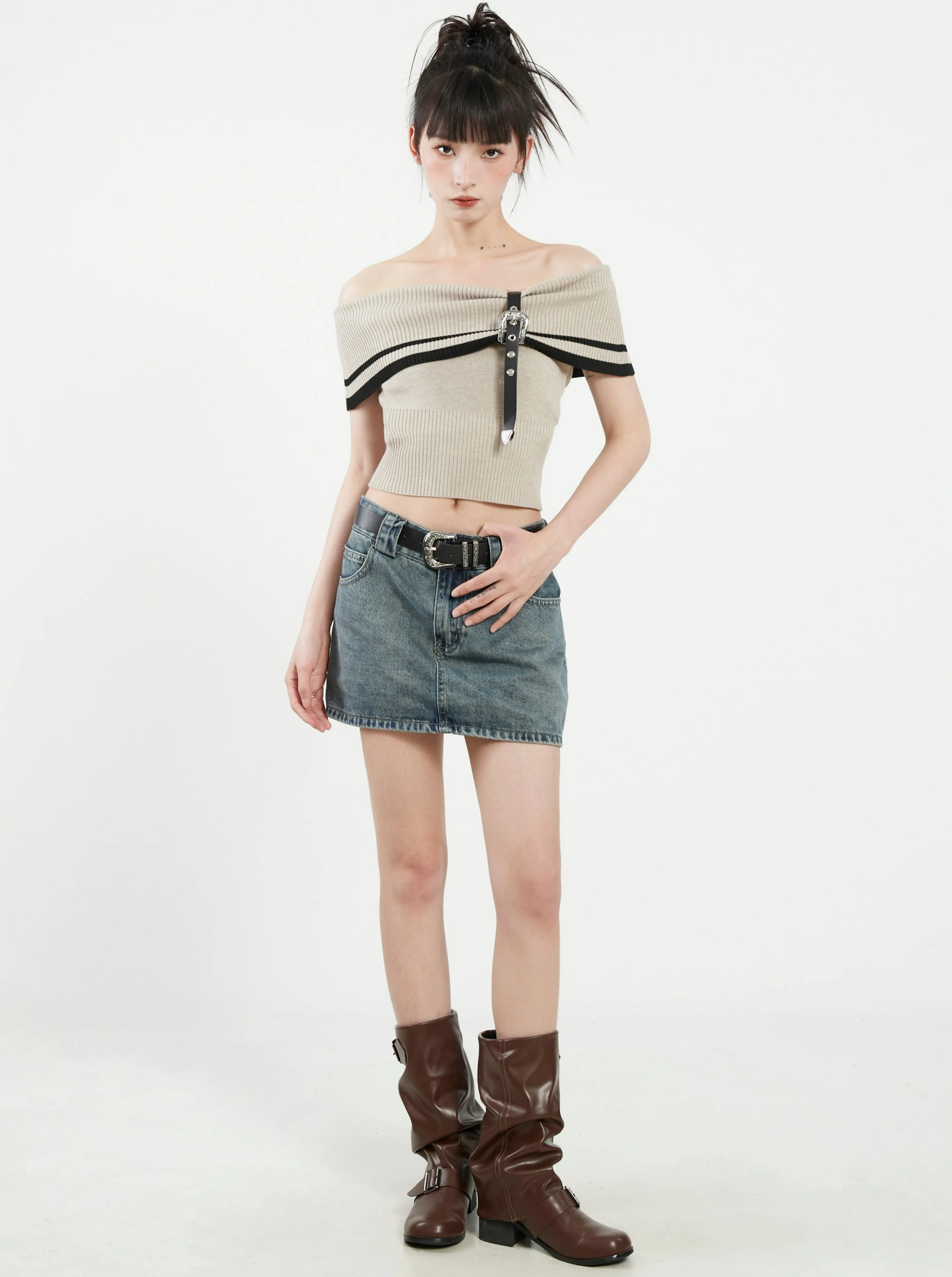 Ribbed Off Shoulder Crop Top