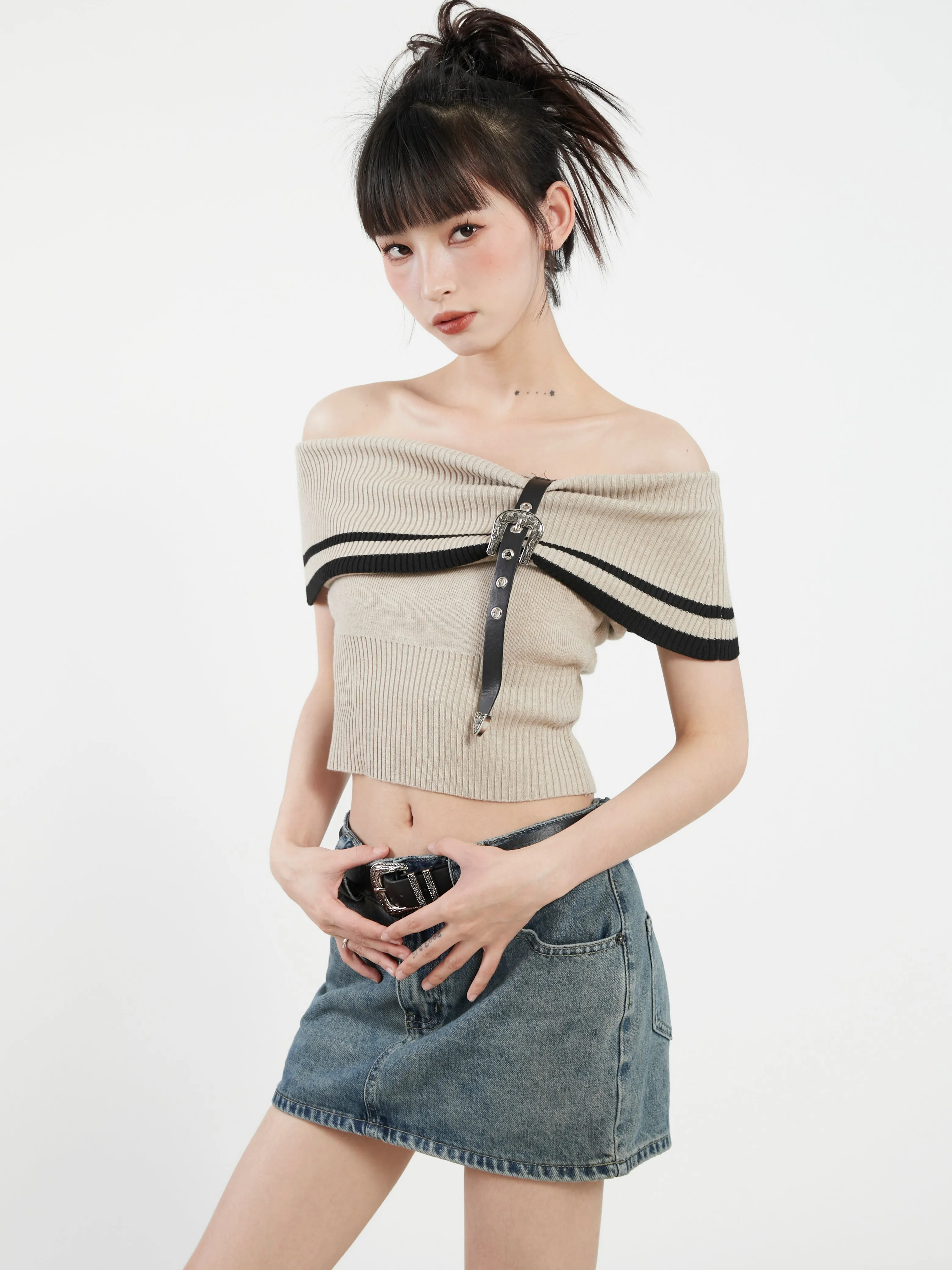 Ribbed Off Shoulder Crop Top