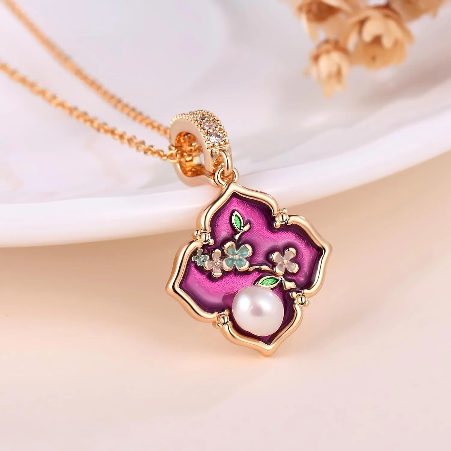 Vintage Necklace for Women 18K Gold Plated Enamel Pendant French Necklace Gift for Women