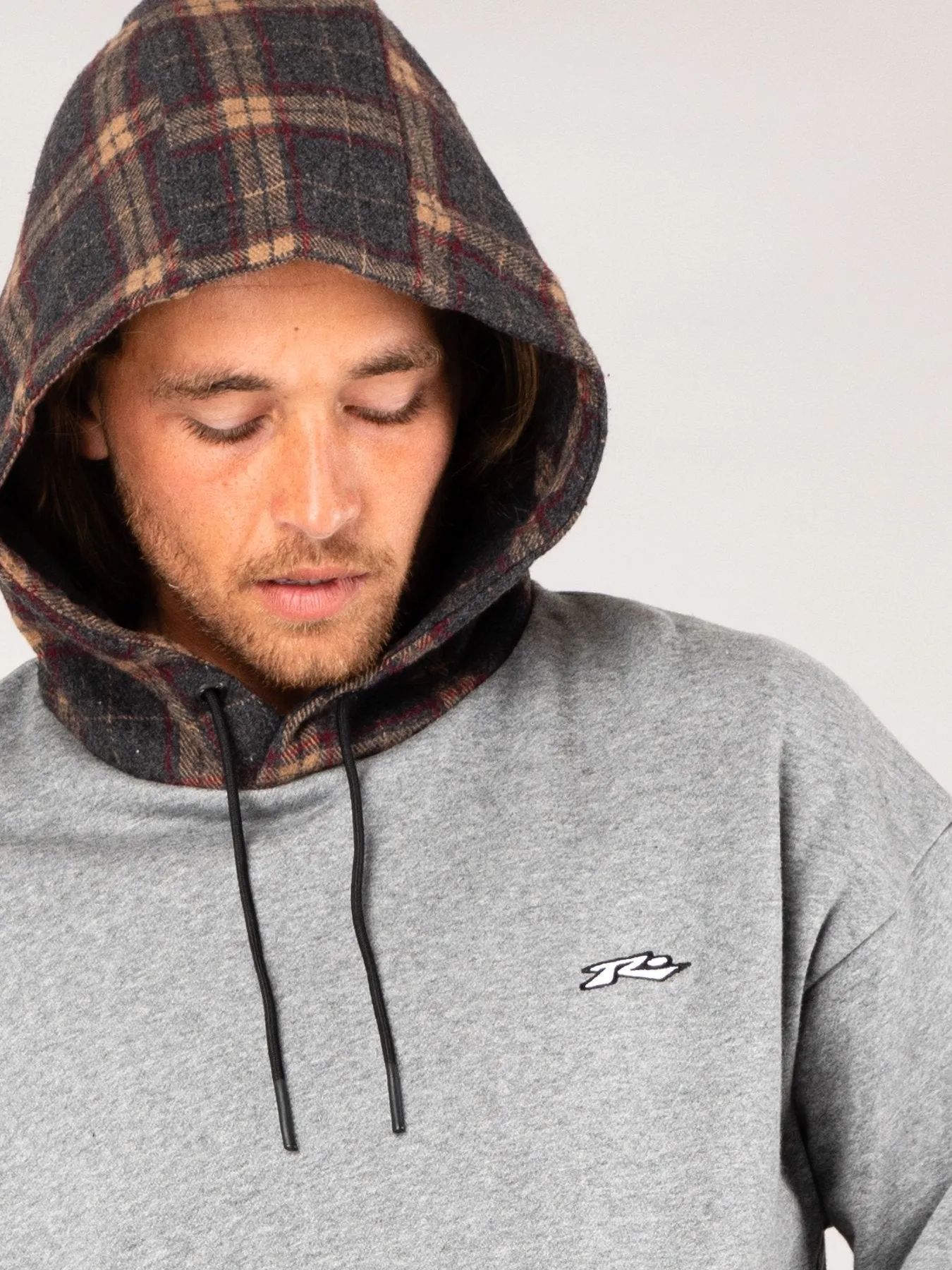 Woodchuck Hooded Fleece - Dark Grey Marle